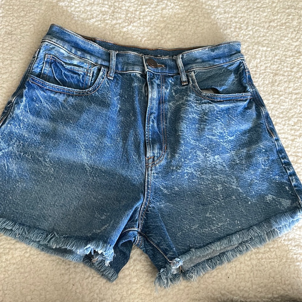 American eagle Highest rise boyfriend short